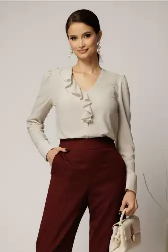 Bluza DY Fashion ivoar din voal plin cu decolteu in V si volanas