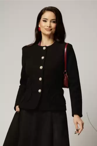Palton scurt negru tip sacou cu nasturi perla si design elegant