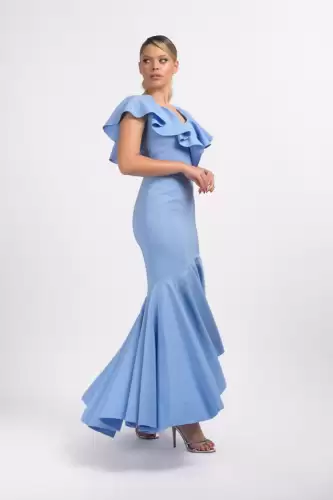 Rochie eleganta cu volane bleu mulata pe corp