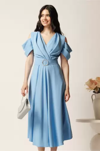 Rochie midi bleu din voal in clos cu decupaje la umeri si cordon in talie- LaDonna
