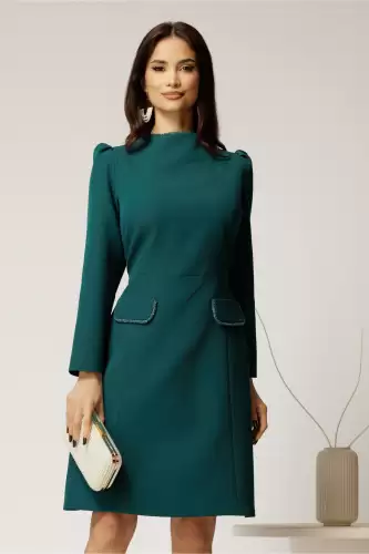 Rochie scurta verde cu aplicatii la decolteu