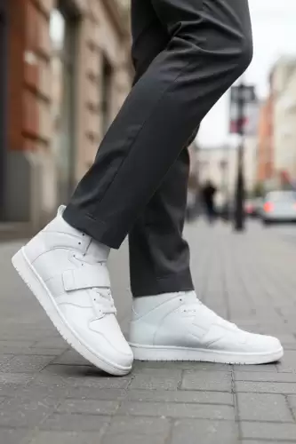 Adidasi barbati casual  albi H54