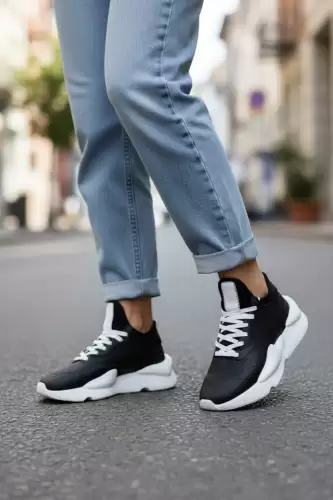 Adidasi dama negri cu alb casual   inalti  H9