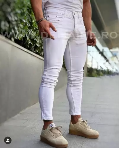 Blugi barbati conici albi CU MIC DEFECT  DEF3340 H3-3
