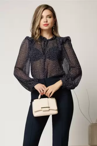 Bluza bleumarin din voal cu buline si snur la guler