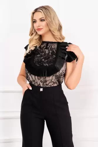 Bluza Effect eleganta neagra din dantela cu pliseuri din satin si margelute