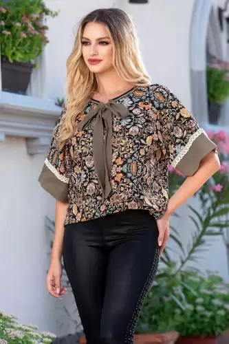 Bluza kaki cu imprimeu digital floral