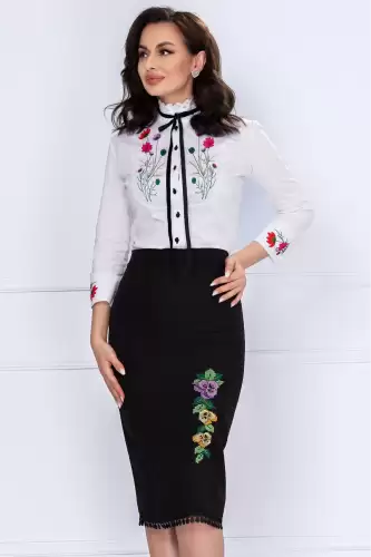 Camasa alba cu broderie florala