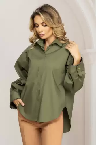 Camasa dama kaki oversize cu sirag din strassuri la mansete