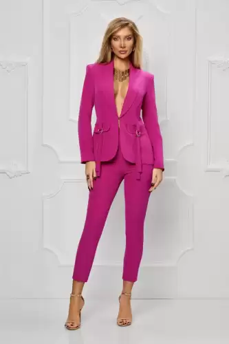 Compleu elegant fucsia format din sacou cambrat si pantaloni conici cu talie inalta
