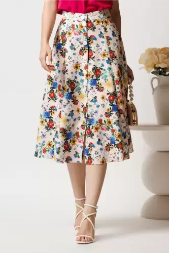 Fusta DY Fashion midi bej cu flori colorate in clos cu nasturi