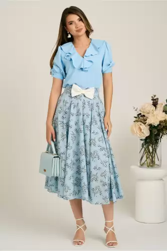 Fusta DY Fashion midi bleu din voal in clos cu imprimeuri florale si funda in talie