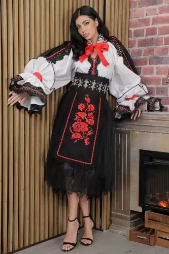 Fusta midi eleganta din tulle negru cu insertie de dantela Legendaria by Venezia