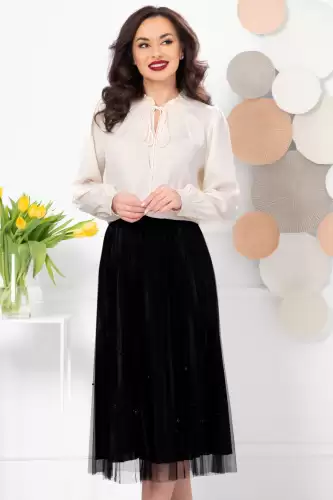 Fusta midi neagra din tulle cu perle