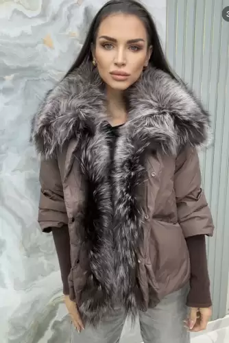 Geaca maro/gri cu blana naturala detasabila si puf de gasca