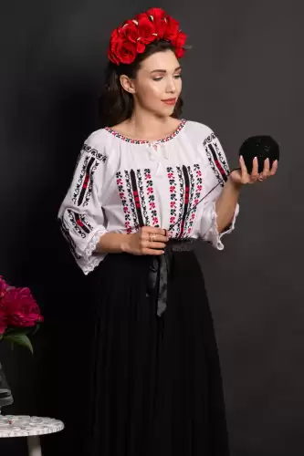 Ie traditionala din bumbac Delfina cu motive populare brodate