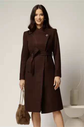 Palton elegant din stofa maro inchis cu nasture si cordon in talie