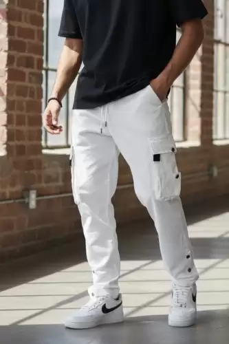 Pantaloni de trening cargo albi conici Y307 O2-4.3