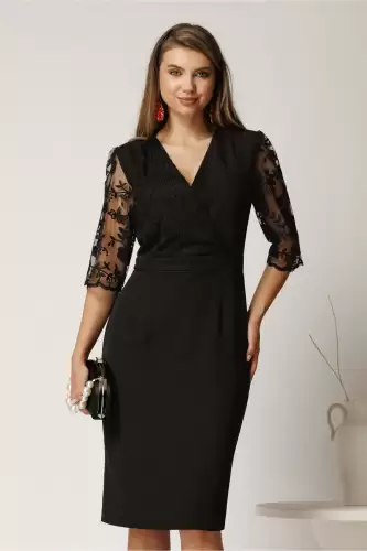 Rochie Bella midi neagra din stofa cu bust si maneci din dantela