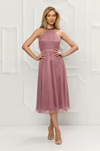 Rochie eeleganta roz prafuit din voal plisat si prindere dupa gat