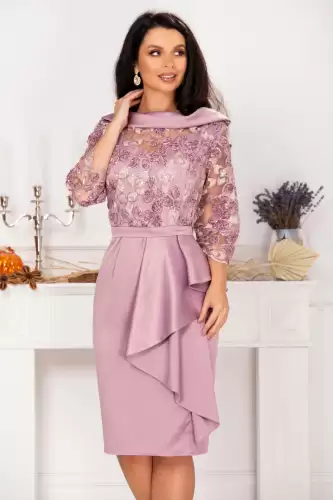 Rochie lila de soacra Danna cu flori de catifea si peplum