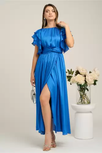 Rochie lunga eleganta din voal albastra cu volanase la maneci