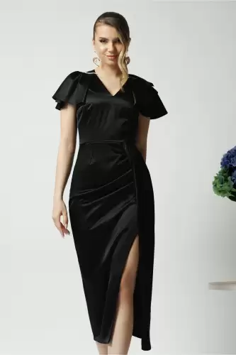 Rochie Moze eleganta din satin neagra cu perlute la umeri