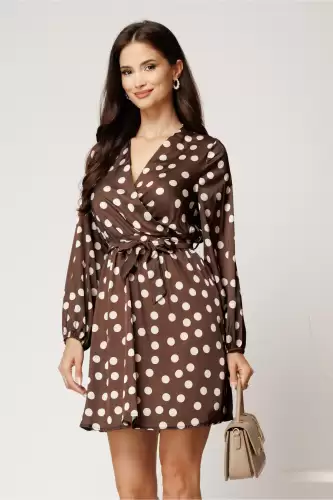 Rochie scurta maro din satin cu buline albe si cordon in talie