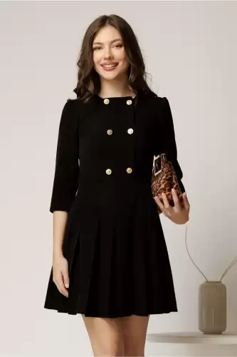 Rochie scurta neagra cu nasturi pe bust si pliuri pe fusta