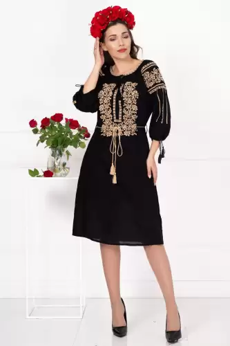 Rochie traditionala neagra Elisa cu broderie florala bej