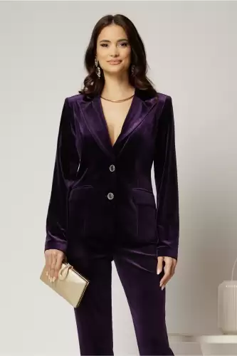 Sacou elegant din catifea mov si inchidere cu doi nasturi