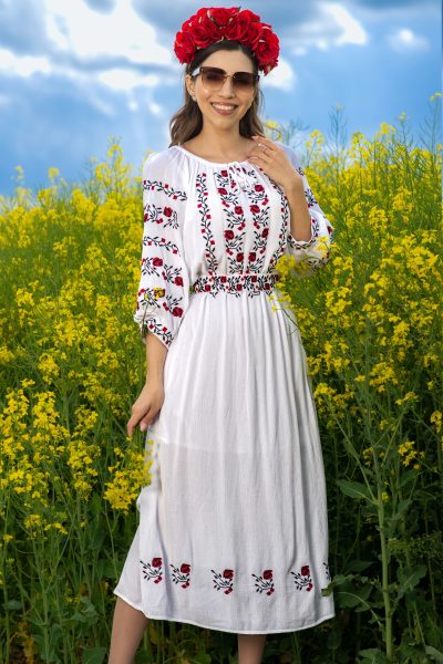 Rochie traditionala alba Rodica din vascoza cu broderie florala