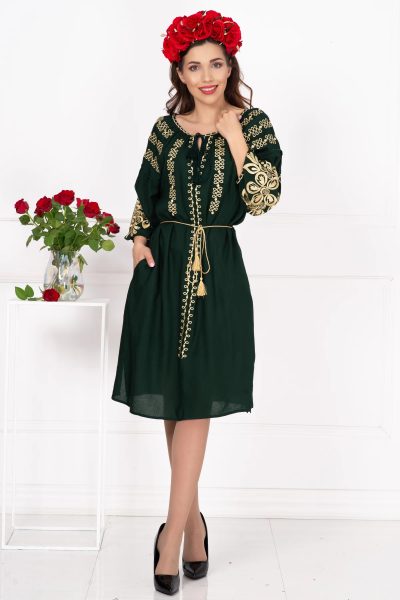 Rochie traditionala din vascoza verde Ecaterina cu broderie bej